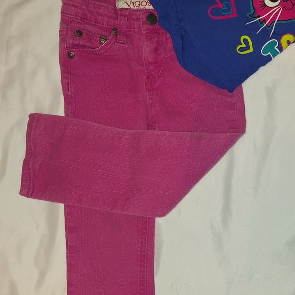 Multiple Outfits 2T - Picture 12 of 16